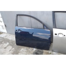 двері праві передні 118 Nissan primera p12